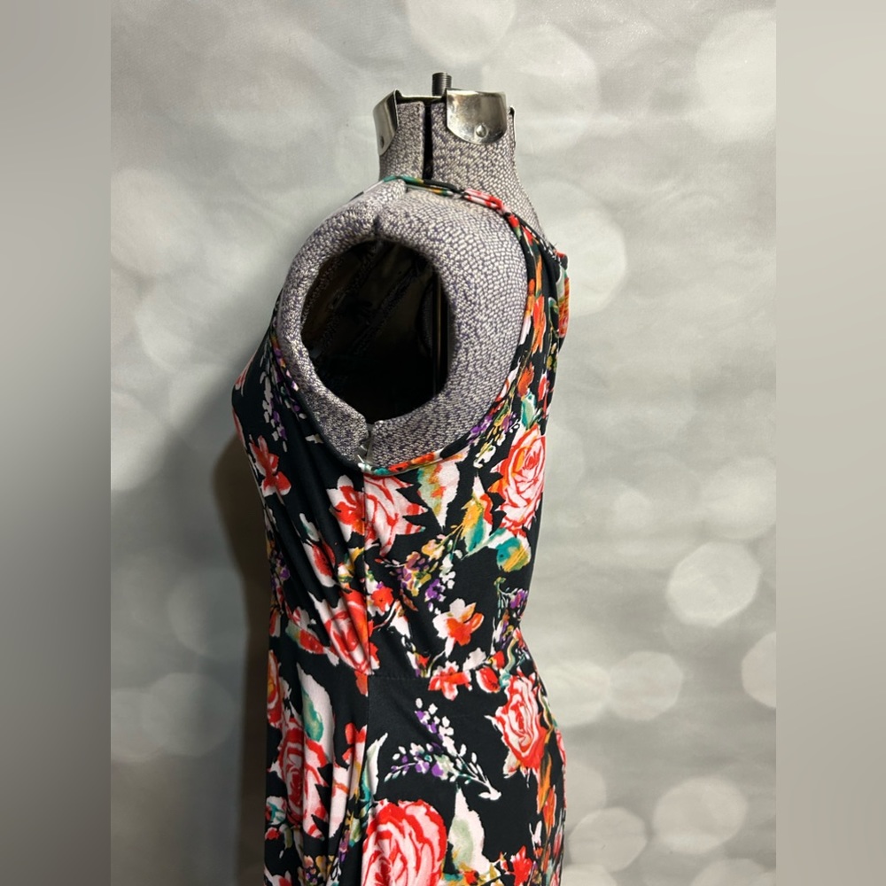 Audrey Lane floral Medium Dress with halter neckline and adjustable straps Y2K - Picture 3 of 5
